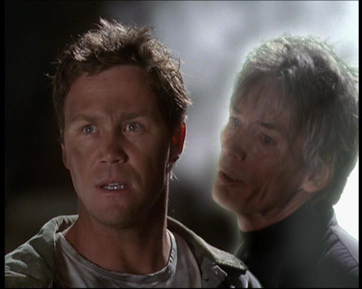 Charmed-Online_dot_net-7x01ACallToArms0160.jpg