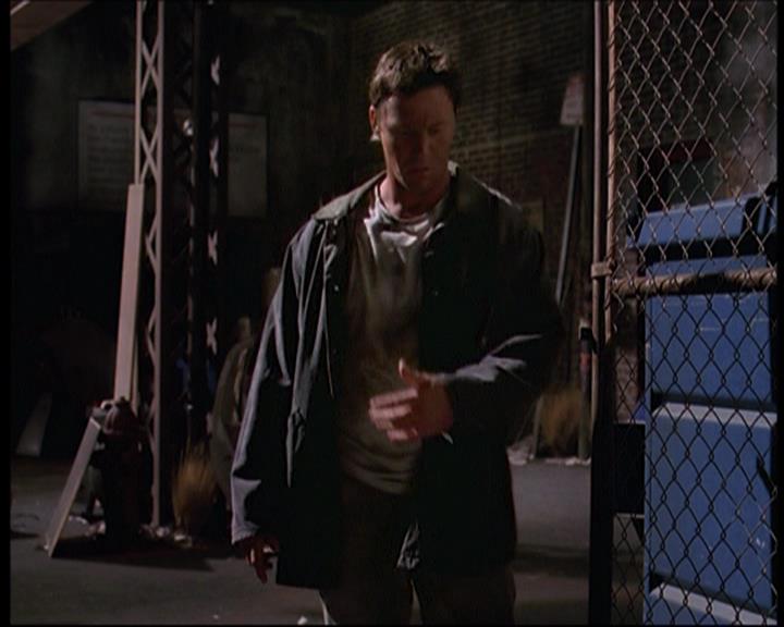 Charmed-Online_dot_net-7x01ACallToArms0176.jpg