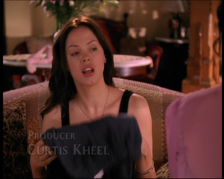 Charmed-Online_dot_net-7x01ACallToArms0350.jpg