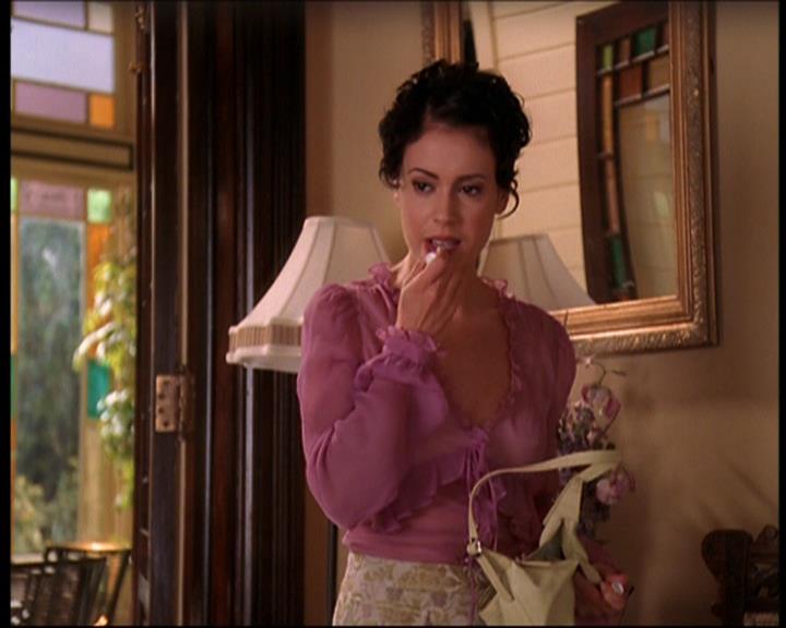 Charmed-Online_dot_net-7x01ACallToArms0368.jpg