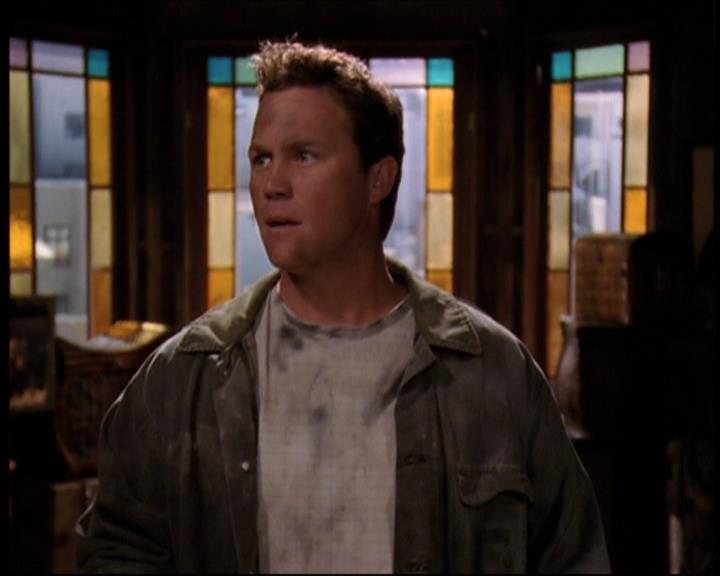 Charmed-Online_dot_net-7x01ACallToArms0502.jpg