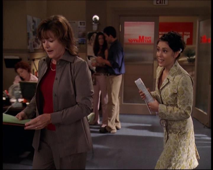 Charmed-Online_dot_net-7x01ACallToArms0720.jpg Charmed-Online_dot_net-7x01ACallToArms0720.jpg