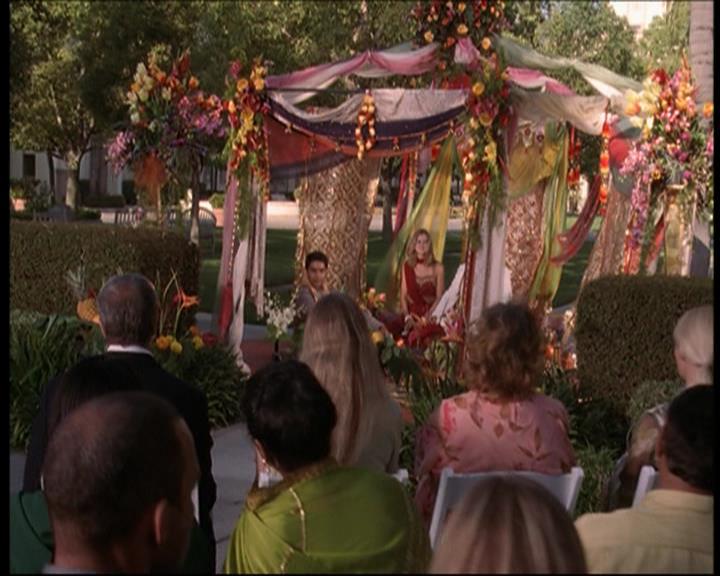 Charmed-Online_dot_net-7x01ACallToArms0823.jpg