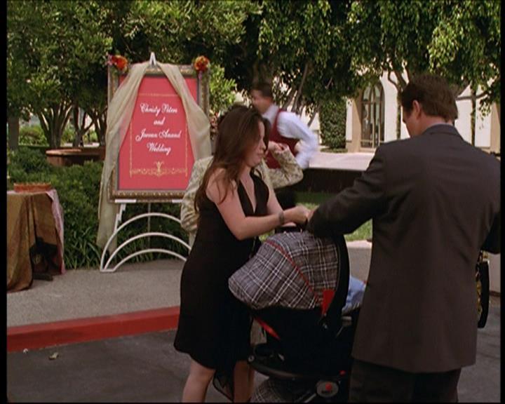 Charmed-Online_dot_net-7x01ACallToArms0860.jpg