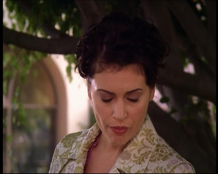Charmed-Online_dot_net-7x01ACallToArms1062.jpg Charmed-Online_dot_net-7x01ACallToArms1062.jpg