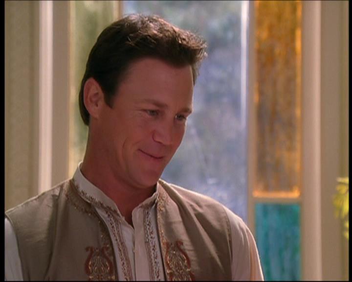 Charmed-Online_dot_net-7x01ACallToArms1153.jpg