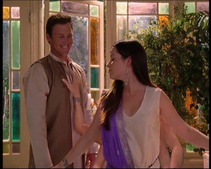 Charmed-Online_dot_net-7x01ACallToArms1199.jpg