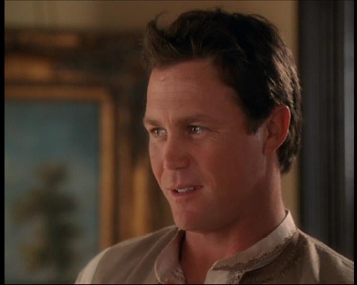 Charmed-Online_dot_net-7x01ACallToArms1301.jpg