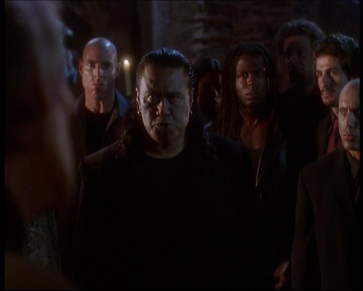 Charmed-Online_dot_net-7x01ACallToArms1360.jpg Charmed-Online_dot_net-7x01ACallToArms1360.jpg