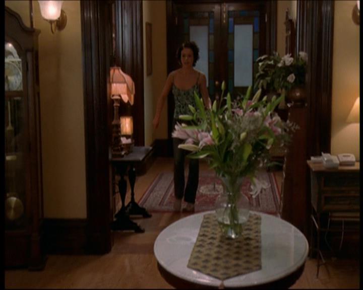 Charmed-Online_dot_net-7x01ACallToArms1683.jpg Charmed-Online_dot_net-7x01ACallToArms1683.jpg