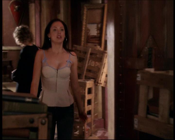 Charmed-Online_dot_net-7x01ACallToArms1953.jpg