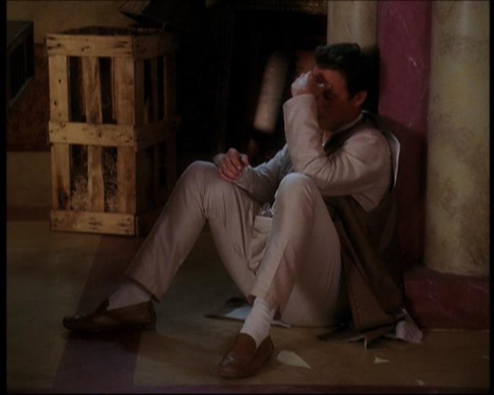 Charmed-Online_dot_net-7x01ACallToArms2031.jpg