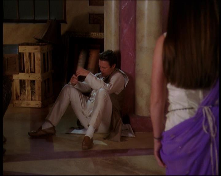 Charmed-Online_dot_net-7x01ACallToArms2106.jpg Charmed-Online_dot_net-7x01ACallToArms2106.jpg