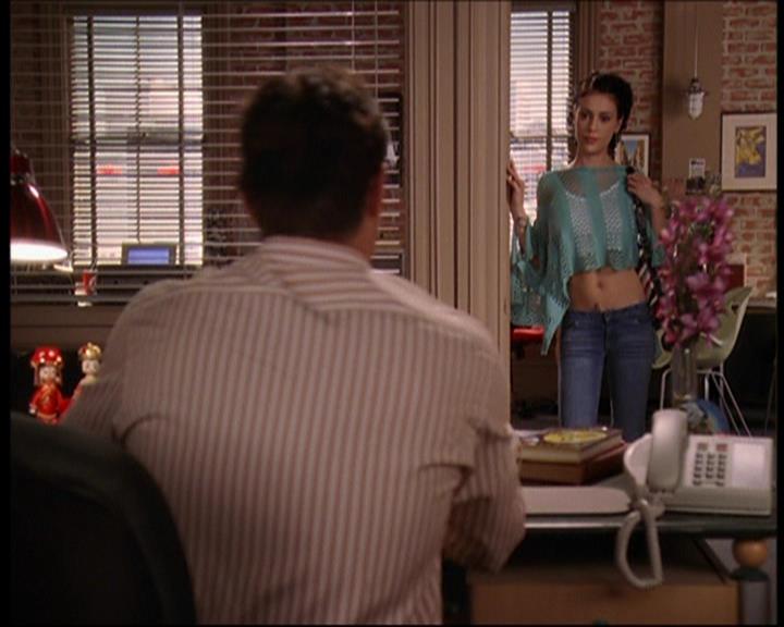 Charmed-Online_dot_net-7x01ACallToArms2359.jpg