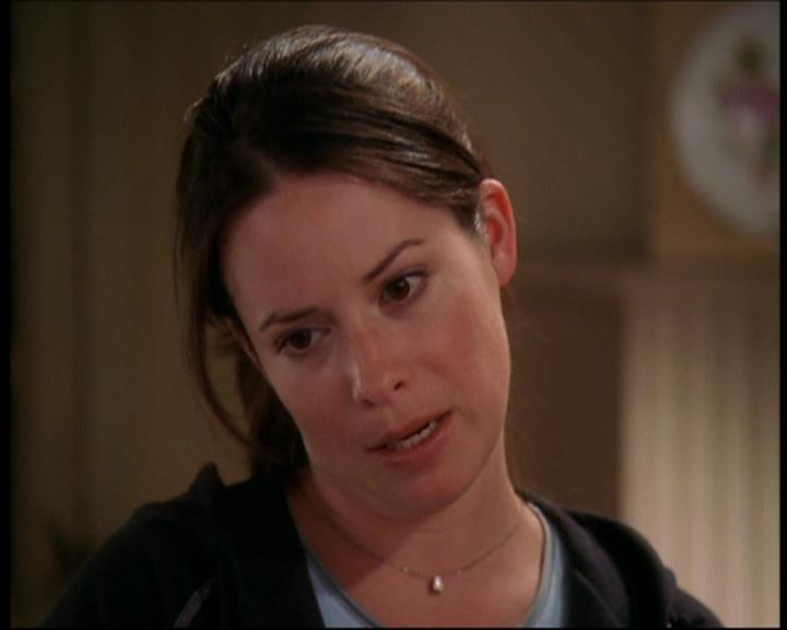 Charmed-Online_dot_net-7x01ACallToArms2512.jpg