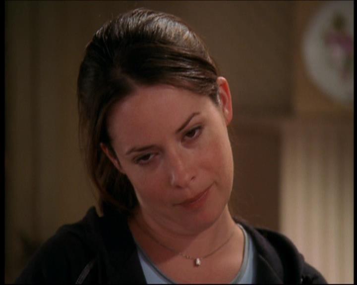 Charmed-Online_dot_net-7x01ACallToArms2513.jpg