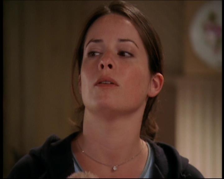 Charmed-Online_dot_net-7x01ACallToArms2520.jpg