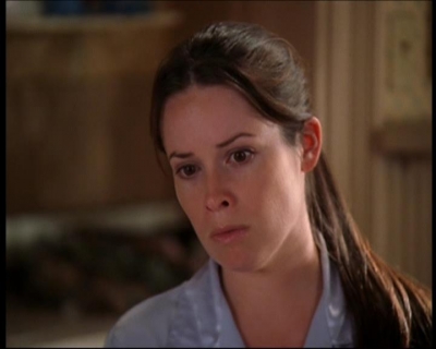 Charmed-Online_dot_net-7x01ACallToArms0045.jpg