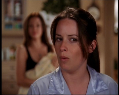 Charmed-Online_dot_net-7x01ACallToArms0116.jpg