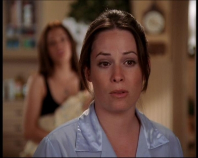 Charmed-Online_dot_net-7x01ACallToArms0117.jpg