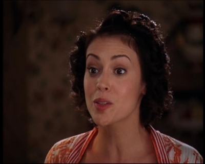 Charmed-Online_dot_net-7x01ACallToArms0121.jpg