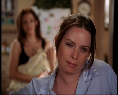 Charmed-Online_dot_net-7x01ACallToArms0133.jpg