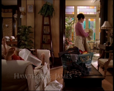 Charmed-Online_dot_net-7x01ACallToArms0325.jpg