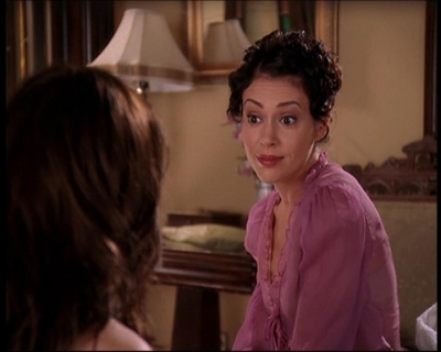 Charmed-Online_dot_net-7x01ACallToArms0352.jpg