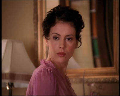 Charmed-Online_dot_net-7x01ACallToArms0382.jpg