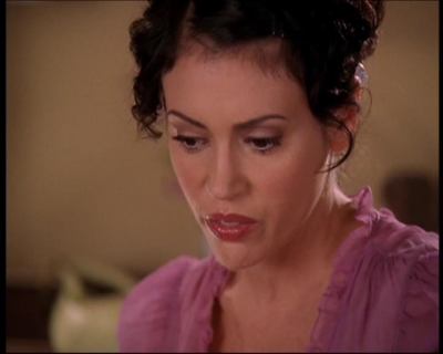 Charmed-Online_dot_net-7x01ACallToArms0395.jpg