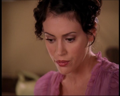 Charmed-Online_dot_net-7x01ACallToArms0396.jpg