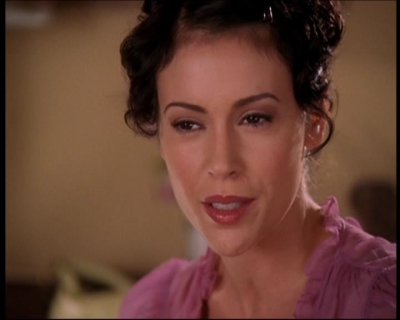 Charmed-Online_dot_net-7x01ACallToArms0398.jpg