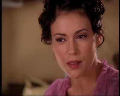 Charmed-Online_dot_net-7x01ACallToArms0403.jpg