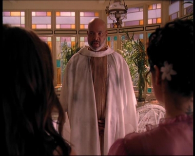 Charmed-Online_dot_net-7x01ACallToArms0421.jpg