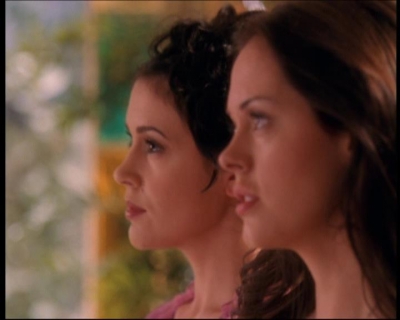 Charmed-Online_dot_net-7x01ACallToArms0489.jpg