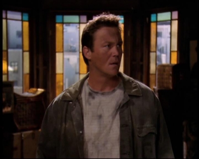 Charmed-Online_dot_net-7x01ACallToArms0505.jpg