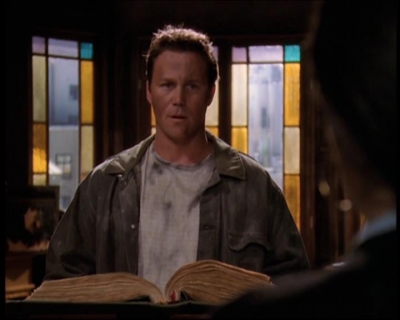 Charmed-Online_dot_net-7x01ACallToArms0542.jpg