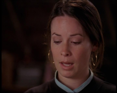 Charmed-Online_dot_net-7x01ACallToArms0550.jpg