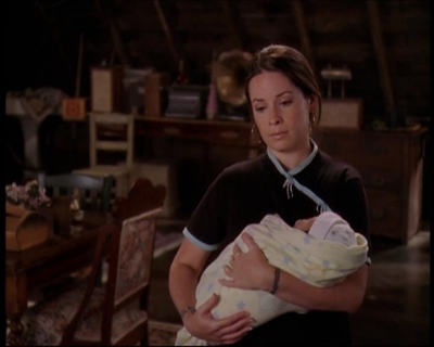 Charmed-Online_dot_net-7x01ACallToArms0563.jpg