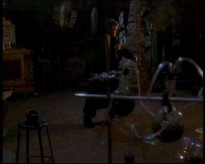 Charmed-Online_dot_net-7x01ACallToArms0643.jpg