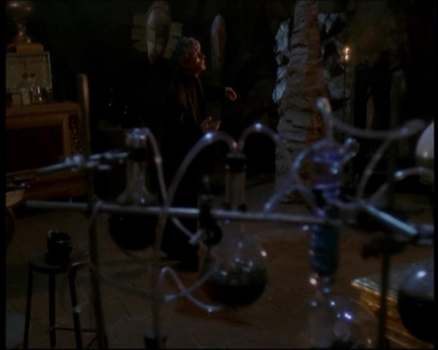 Charmed-Online_dot_net-7x01ACallToArms0644.jpg