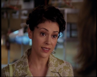 Charmed-Online_dot_net-7x01ACallToArms0704.jpg