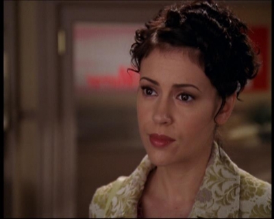 Charmed-Online_dot_net-7x01ACallToArms0740.jpg