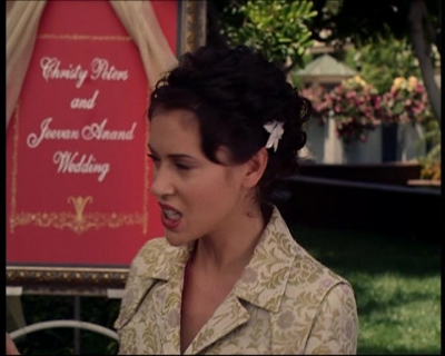 Charmed-Online_dot_net-7x01ACallToArms0873.jpg