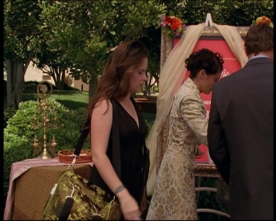 Charmed-Online_dot_net-7x01ACallToArms0906.jpg