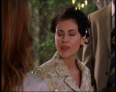 Charmed-Online_dot_net-7x01ACallToArms0958.jpg