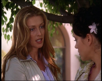 Charmed-Online_dot_net-7x01ACallToArms0986.jpg