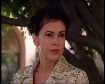 Charmed-Online_dot_net-7x01ACallToArms1016.jpg