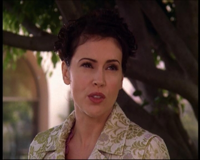 Charmed-Online_dot_net-7x01ACallToArms1024.jpg