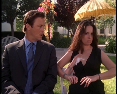 Charmed-Online_dot_net-7x01ACallToArms1106.jpg